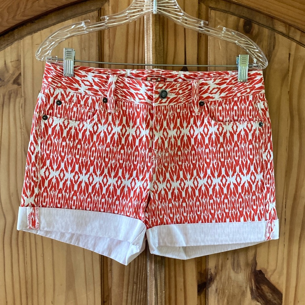 Women's Loft red white jean denim cuffed hem shorts size 4